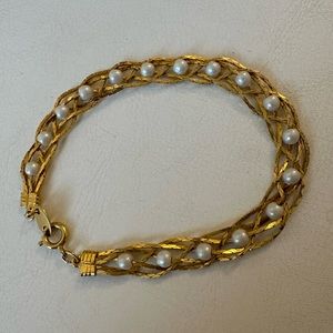 Gold Twist Bracelet